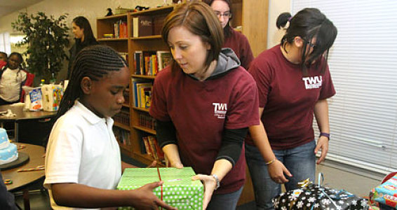 Nursing Students Bring a Dose of Holiday Fun to Buckner Afterschool Programs