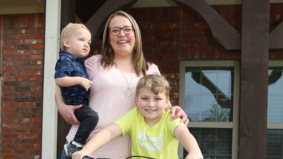 buckner family pathways helped karlee beat addiction and become a better mother