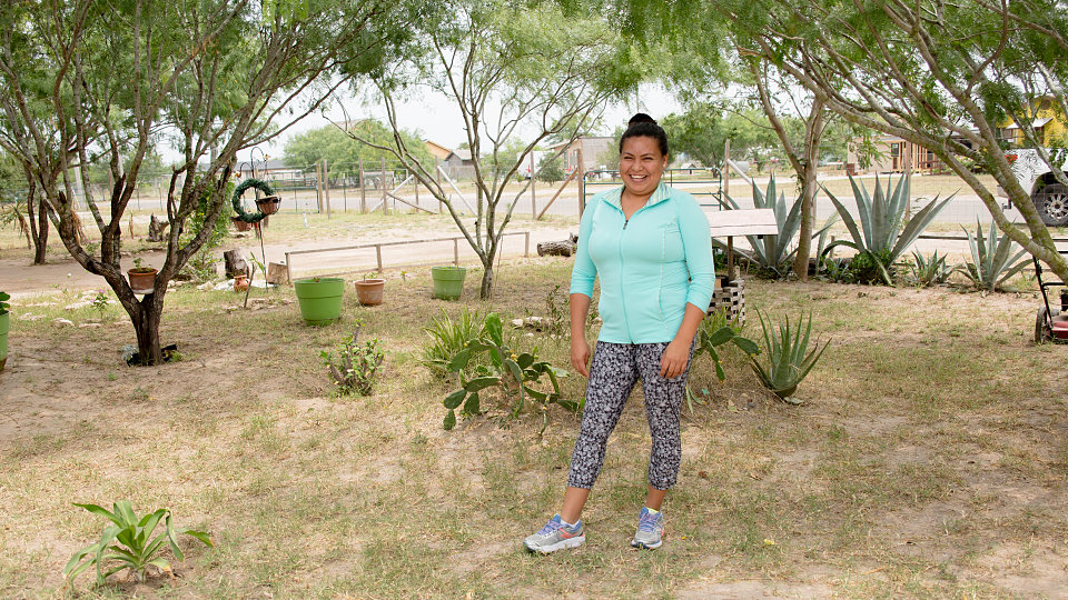 elizabeth mendez gained confidence through buckner family hope center programming