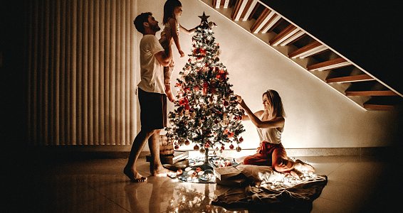 5 ways to create Christmas family memories