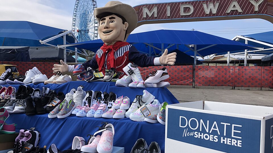 little big tex donates shoes to buckner shoes for orphan souls