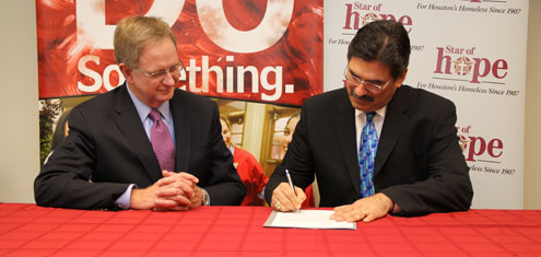 11-02-Star-of-Hope-Signing4