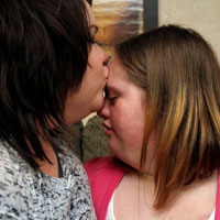 12-05-Turmes-Kiss-200