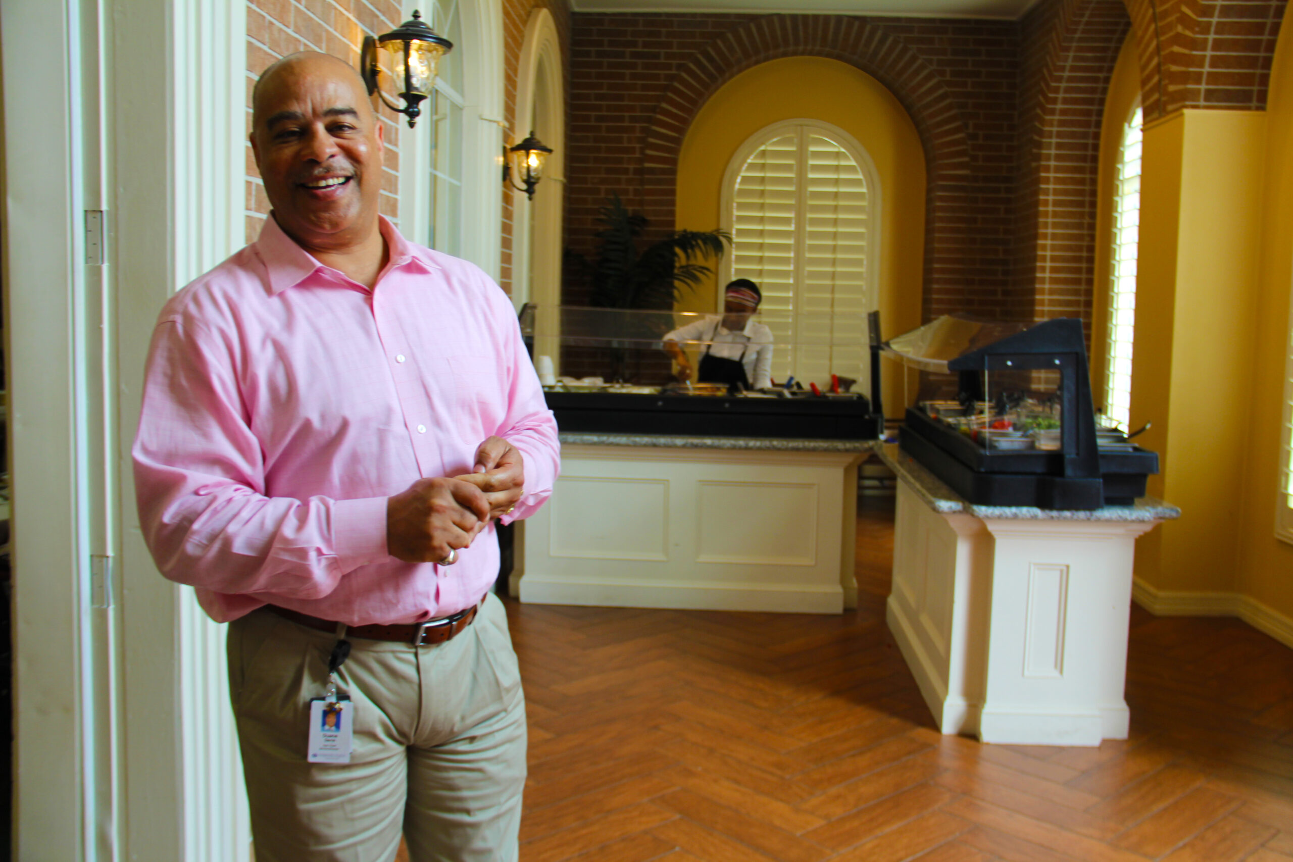 17-09-duane-in-atrium-2