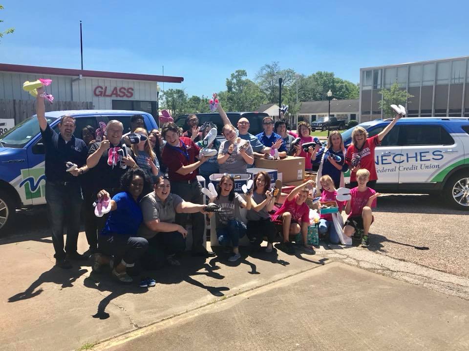 2018-beaumont-shoe-drive-1