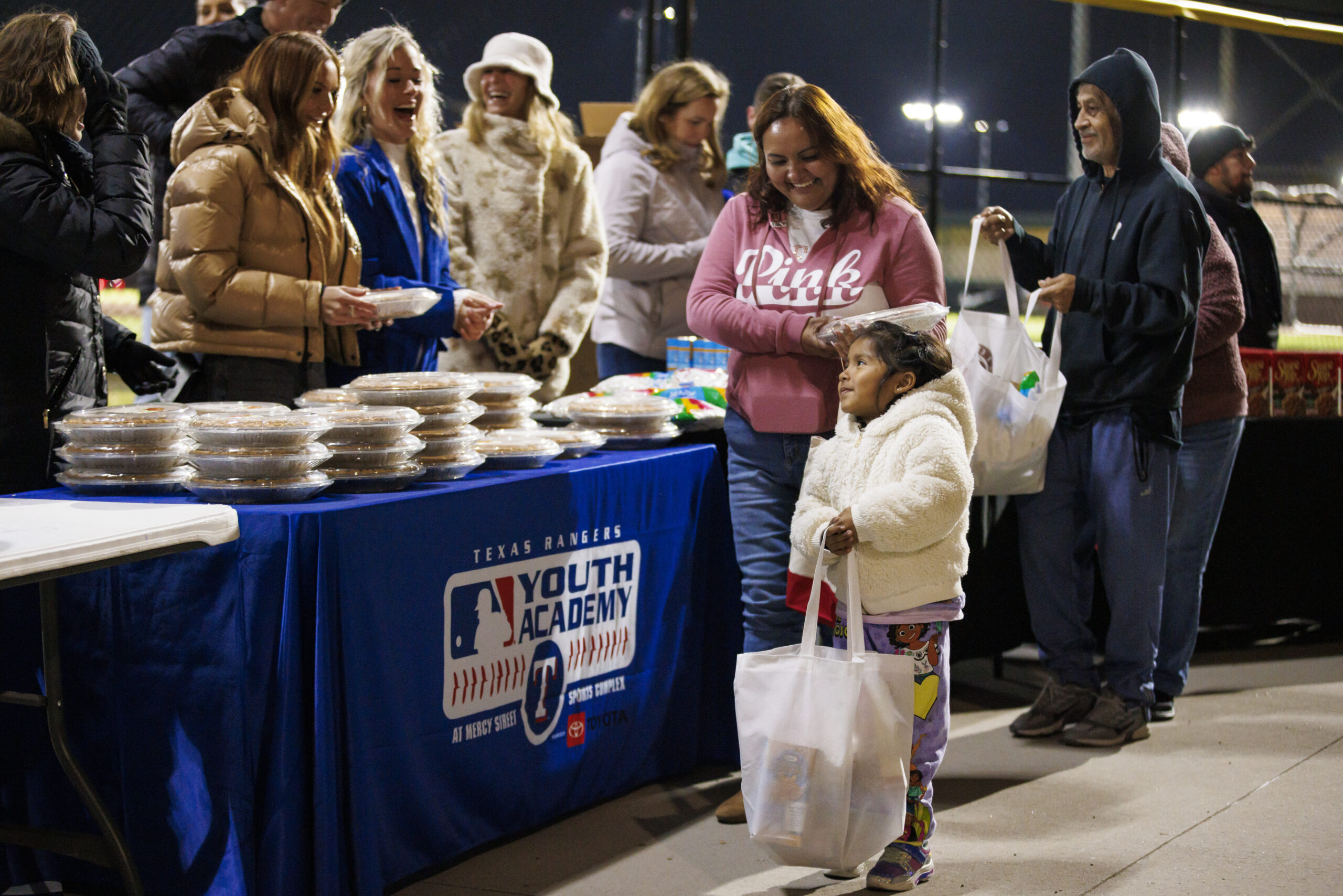 20221118_thanksgiving_distribution_o5_7737