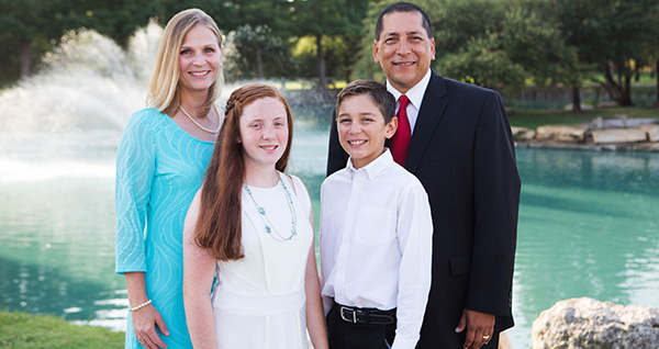 abraham_jaquez_family_600