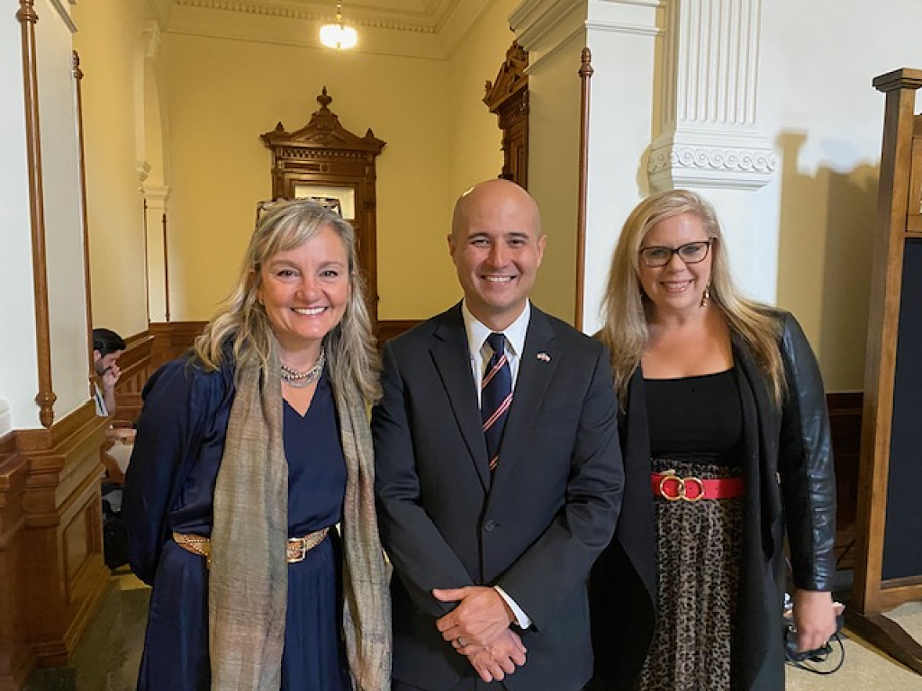 Andrea Sparks, Jacey Jetton and Larissa Plant