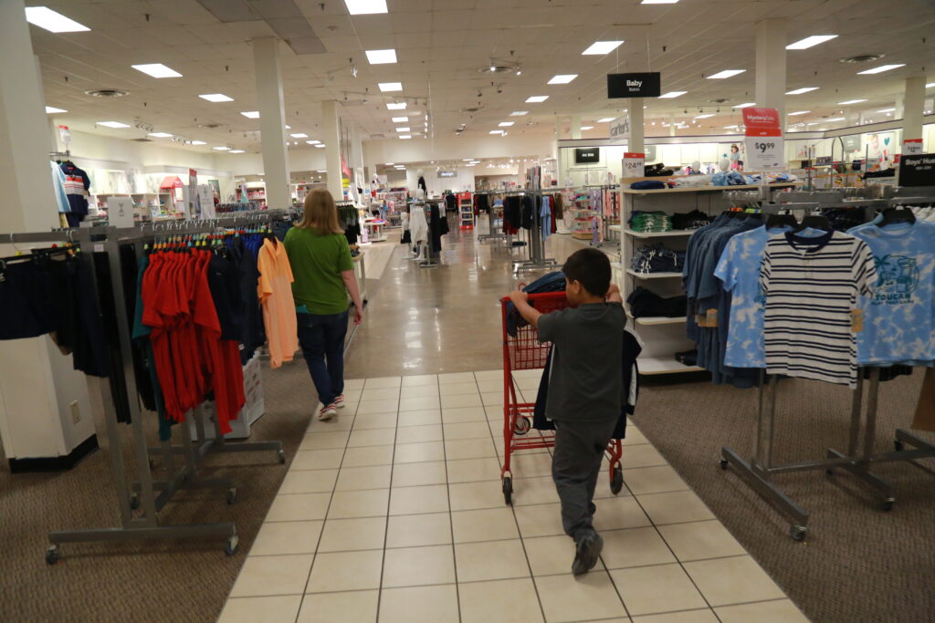 beaumont-foundation-shopping-trip