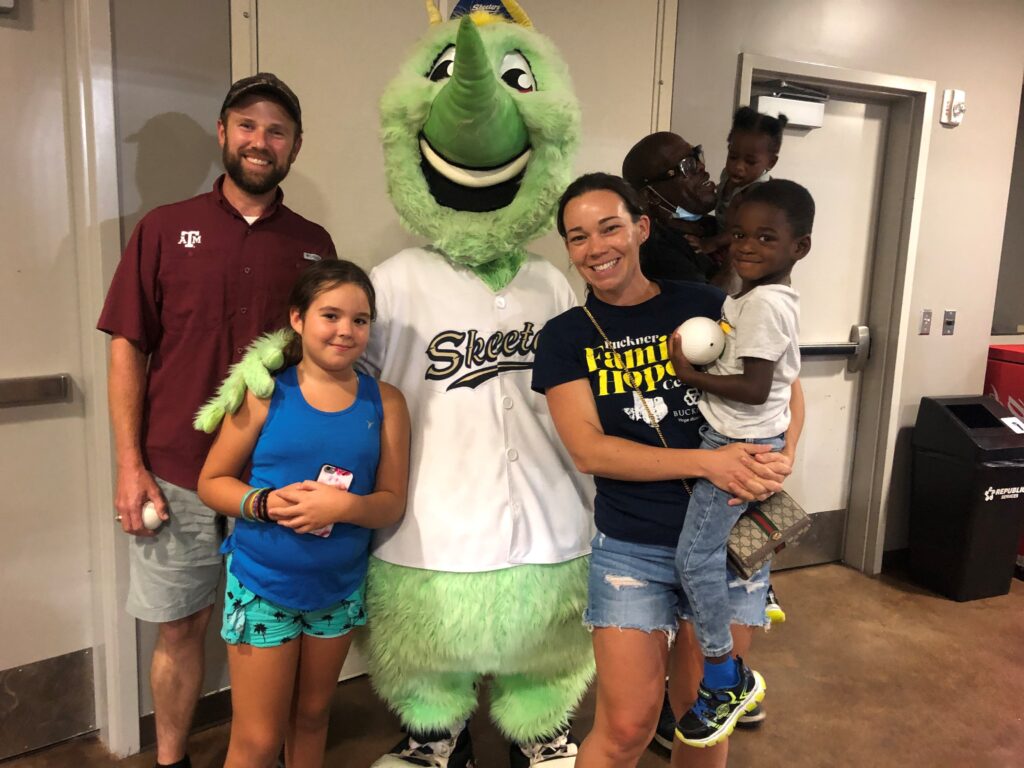 buckner-family-hope-cetner-at-skeeters