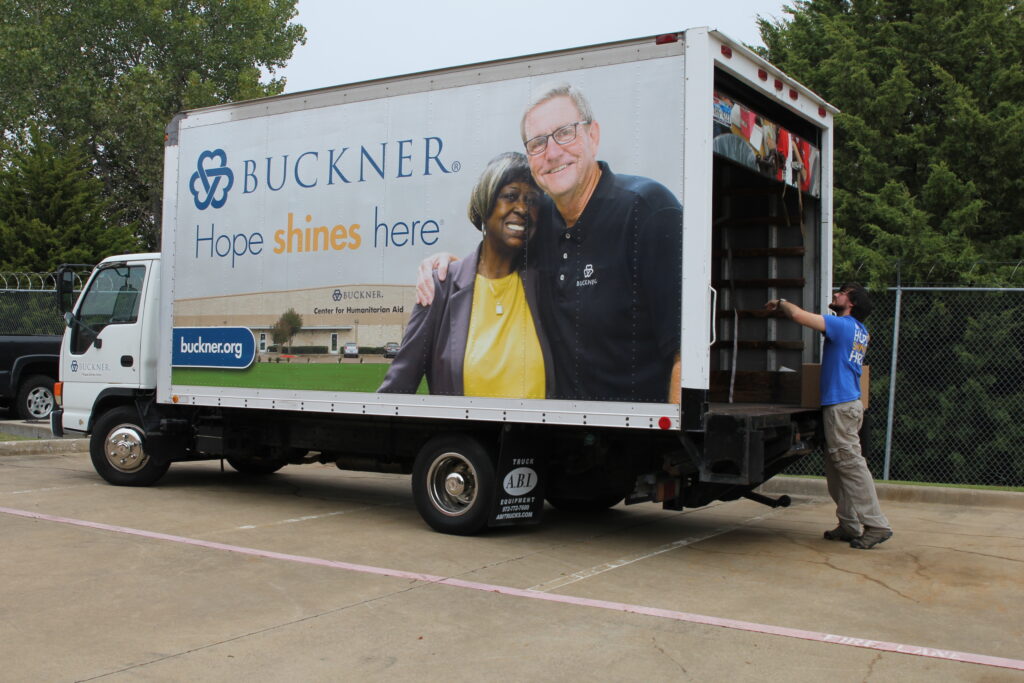 buckner-international-packs-supplies-to-dallas-schools