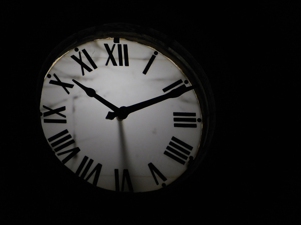 dark-clock