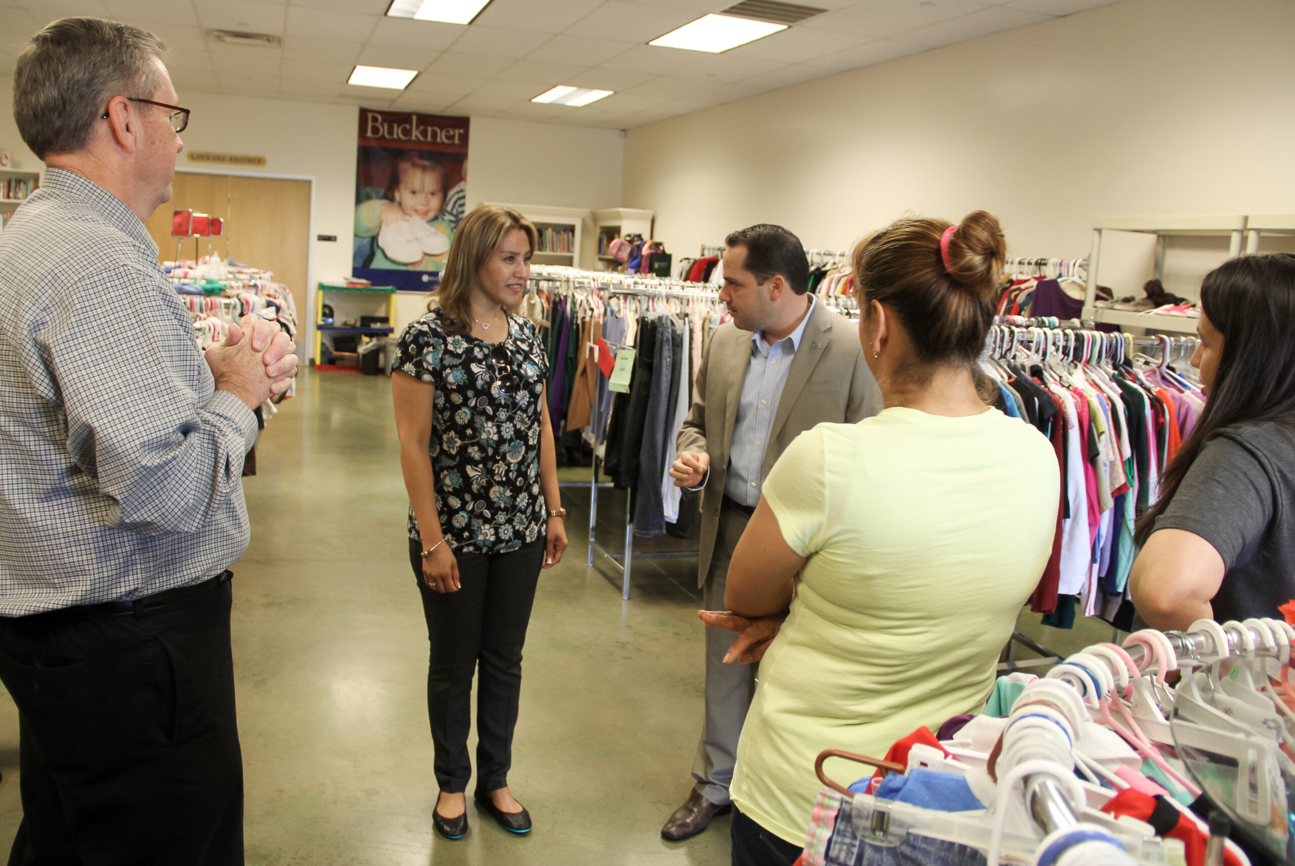 first-lady-of-guatemala-at-buckner-015