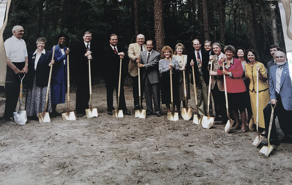 Groundbreaking for single parent ministry