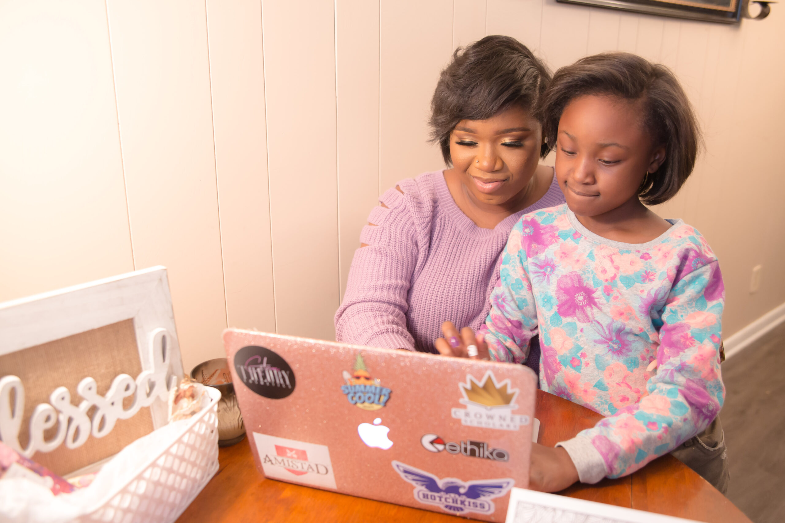 lasherrell-and-her-daughter