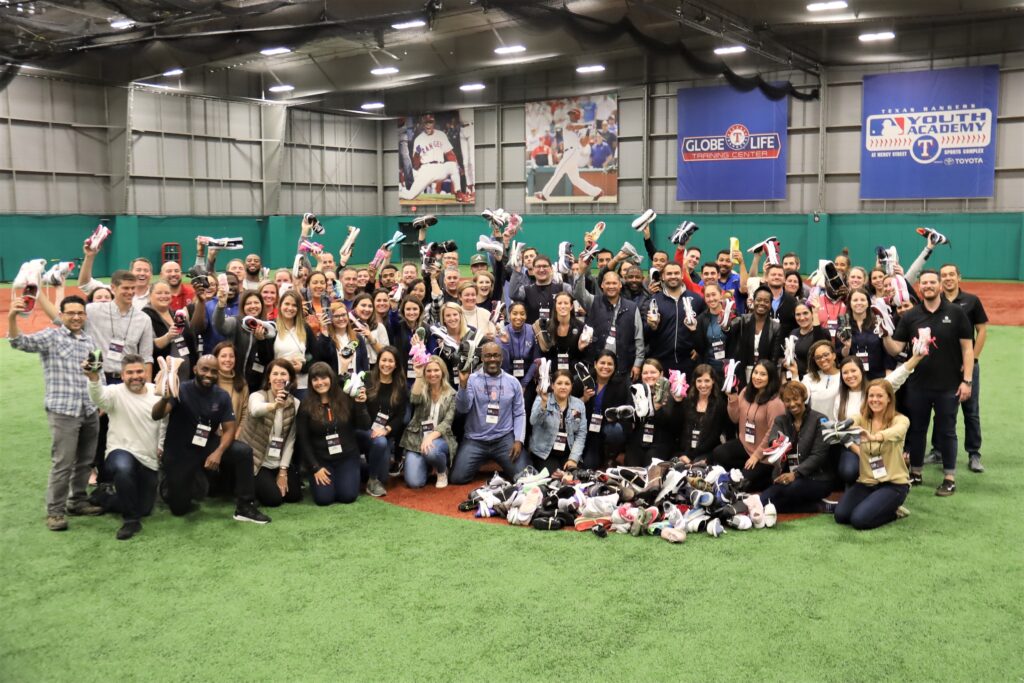 mlb-representatives-packed-shoes-for-vulnerable-children