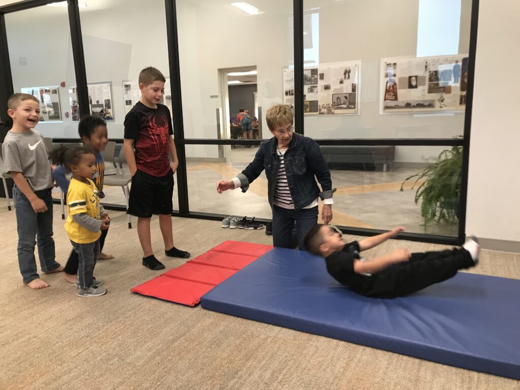 nelda-volunteers-with-buckner-international