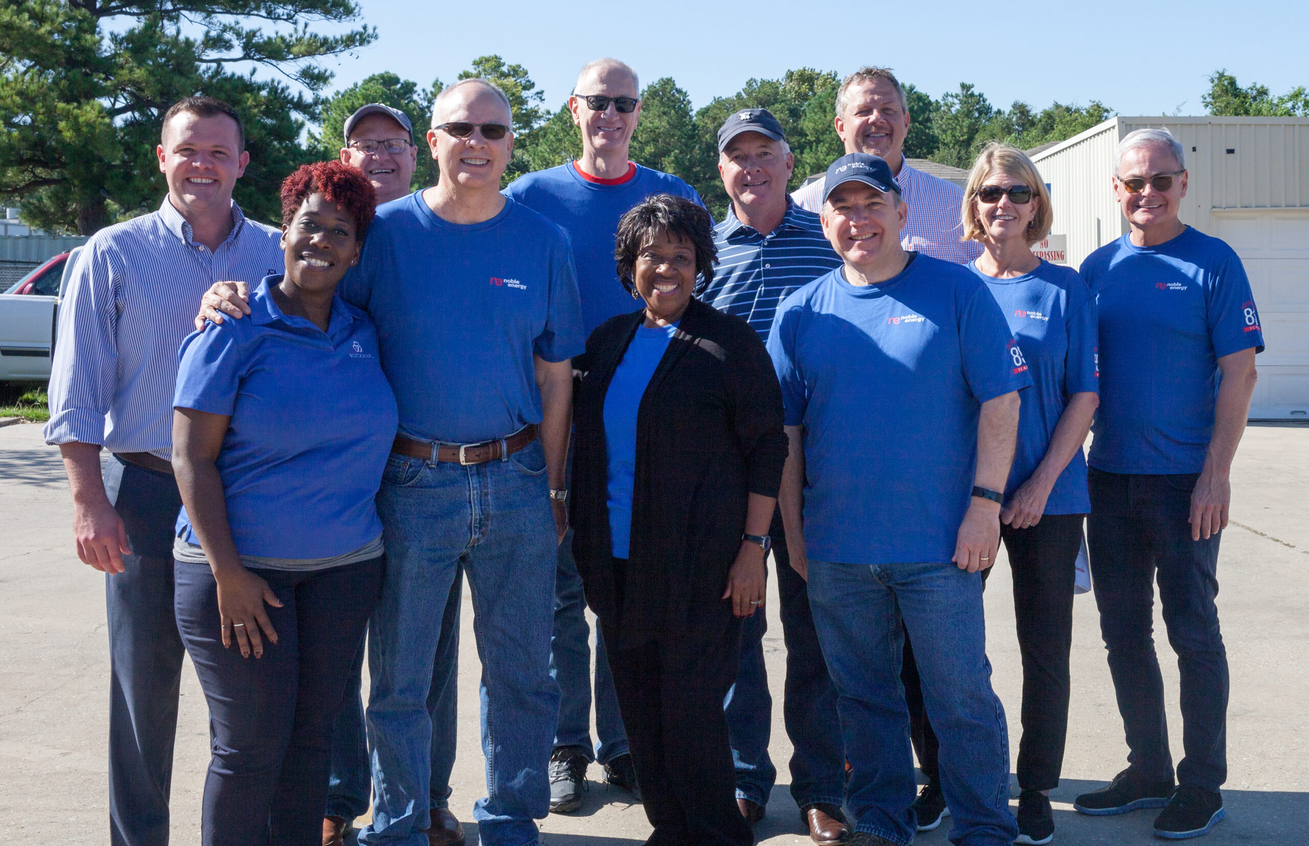 noble-energy-volunteers-often-to-help-buckner-ministries
