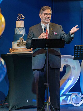 Reyes shares impactful story in Guatemala