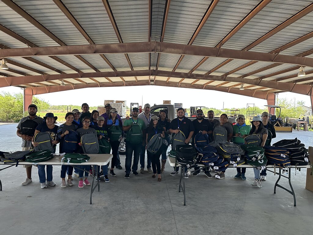 Rio Grande Valley families receive backpacks and school supplies