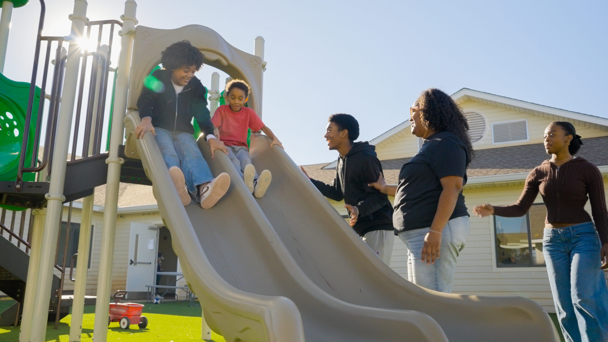 volunteer-shining-hope